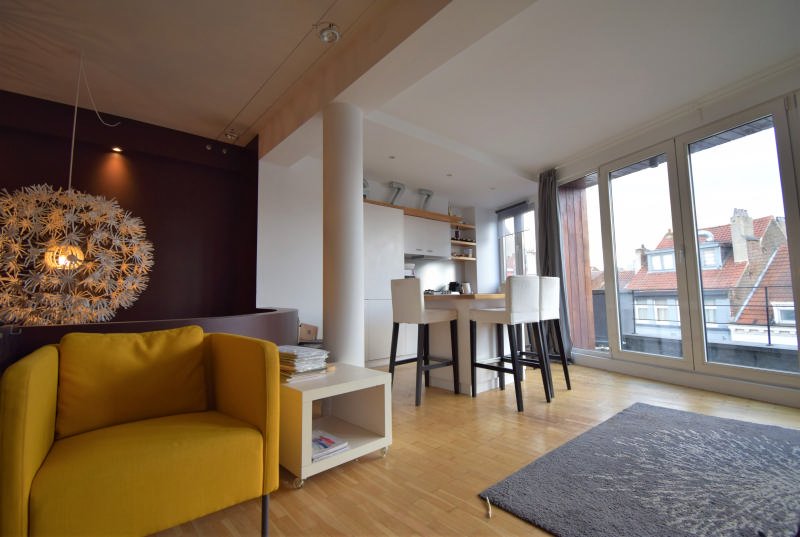 Main image thumbnail