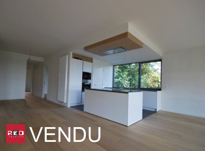Main image thumbnail