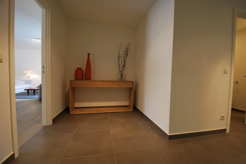 Main image thumbnail