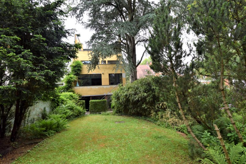 Main image thumbnail