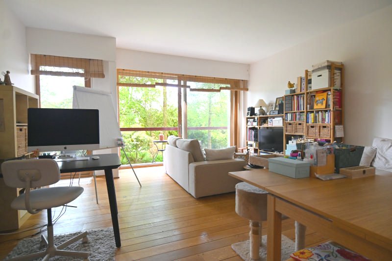 Main image thumbnail