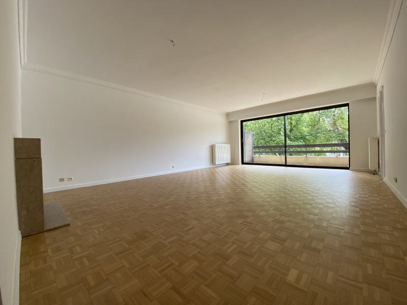 Main image thumbnail