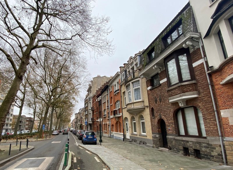 Main image thumbnail