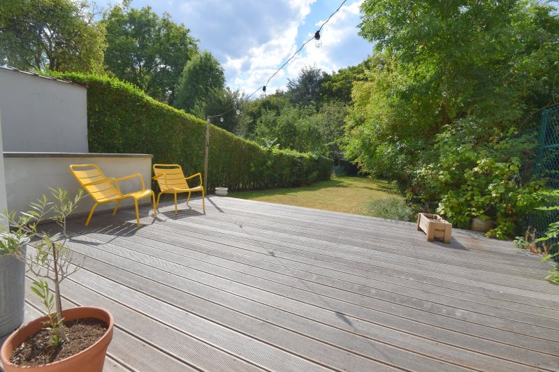 Main image thumbnail