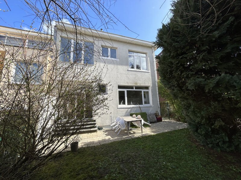 Main image thumbnail