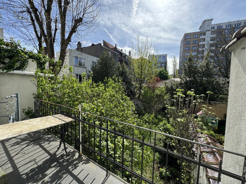 Main image thumbnail