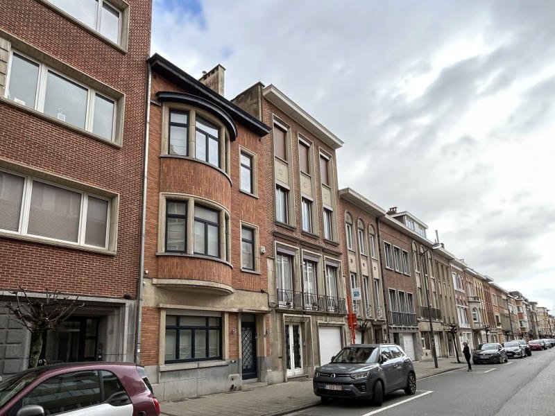 Main image thumbnail