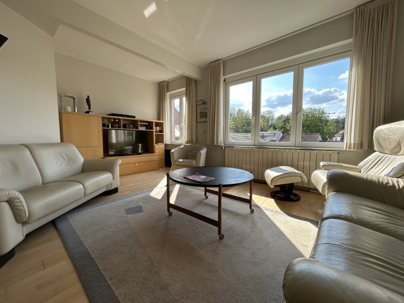 Main image thumbnail