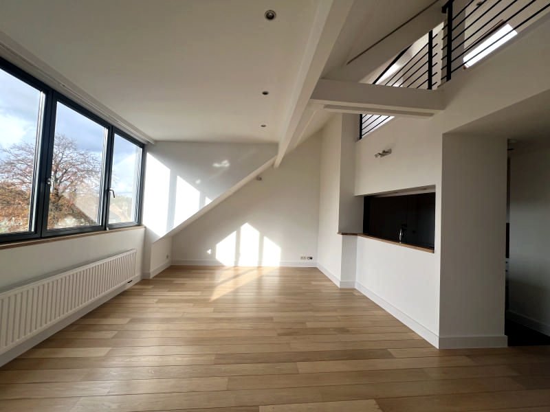 Main image thumbnail