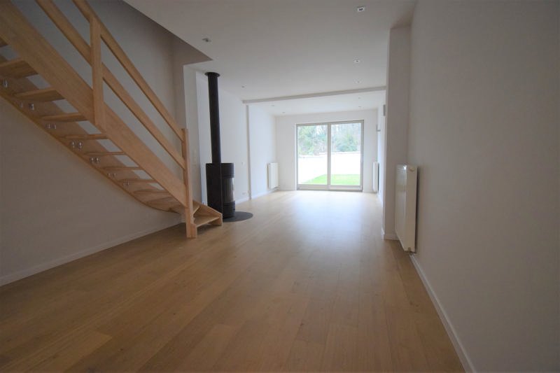 Main image thumbnail