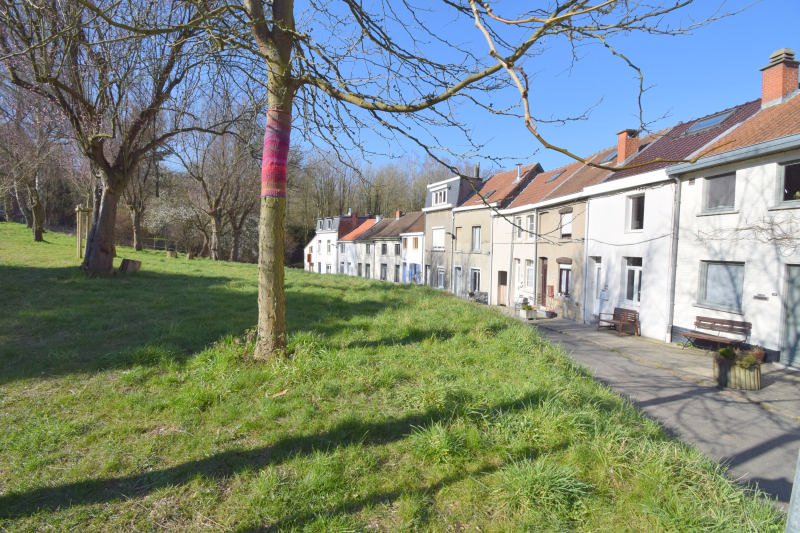 Main image thumbnail