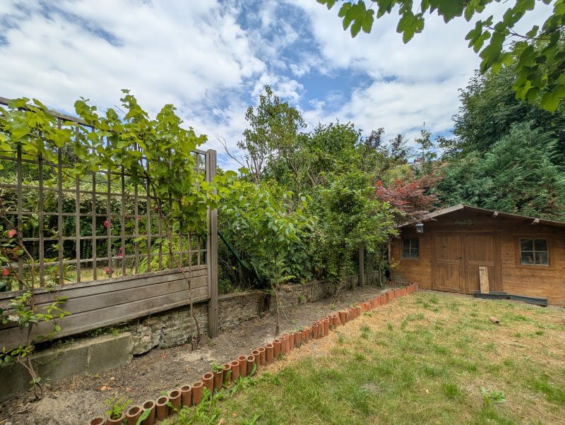 Main image thumbnail