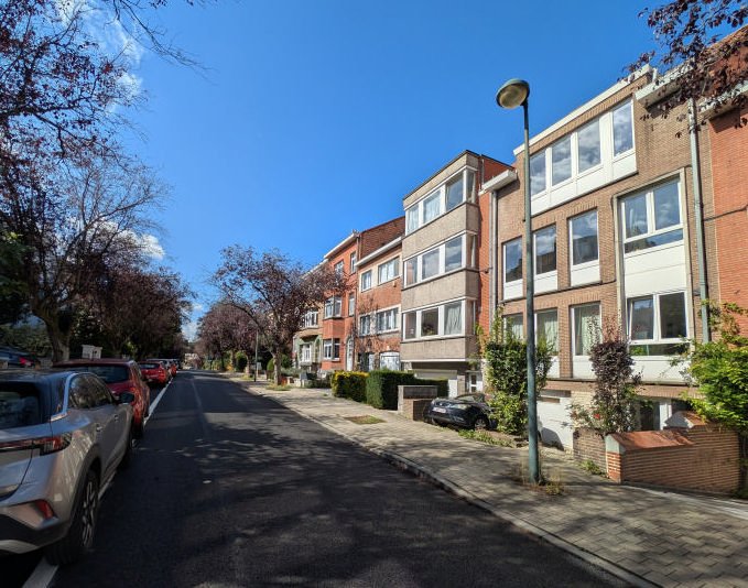 Main image thumbnail