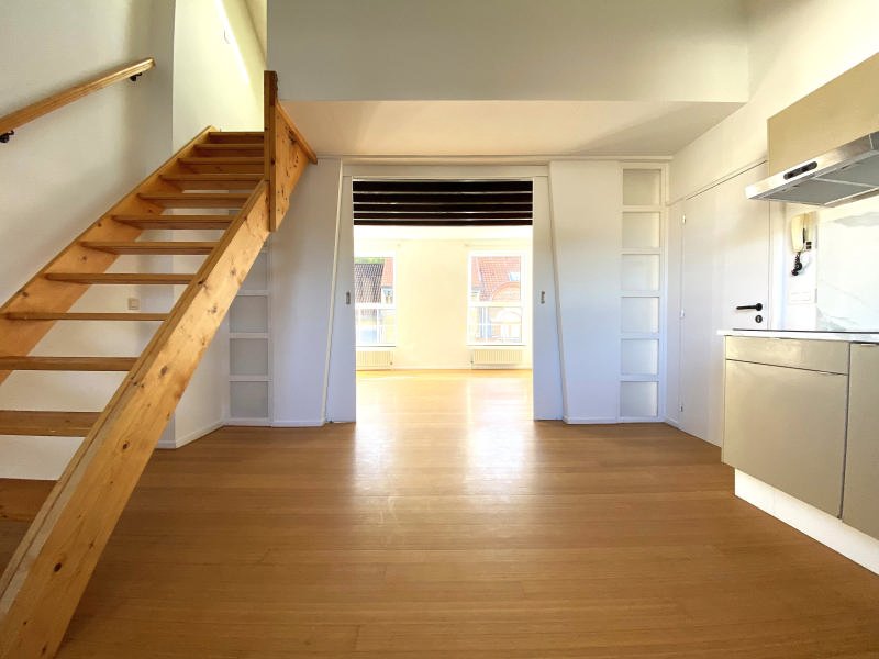 Main image thumbnail