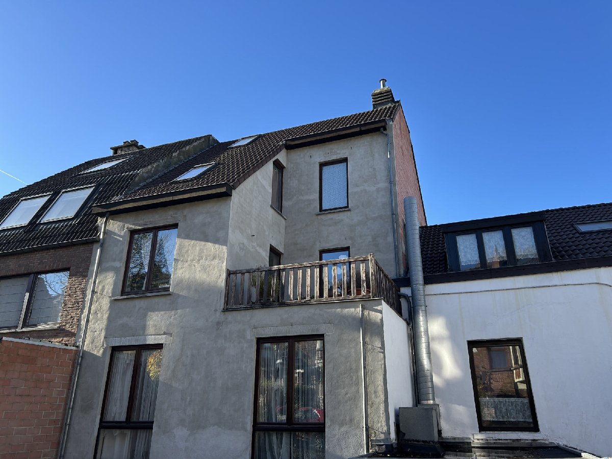 Main image thumbnail