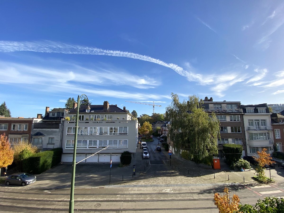 Appartement 2 chambres à louer à Bruxelles, 1.650 €/mois, photo 4 – RED immobilier
