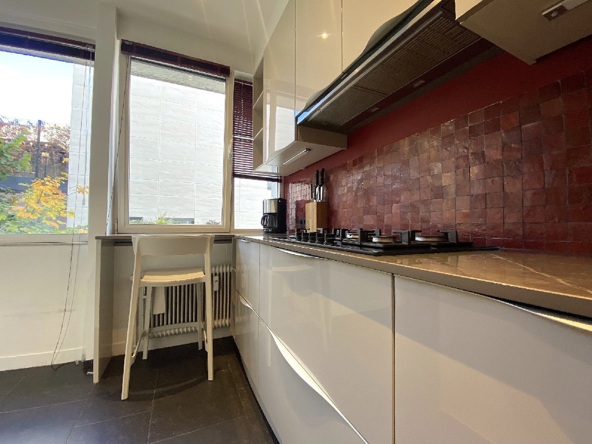 Appartement 2 chambres à louer à Bruxelles, 1.650 €/mois, photo 8 – RED immobilier
