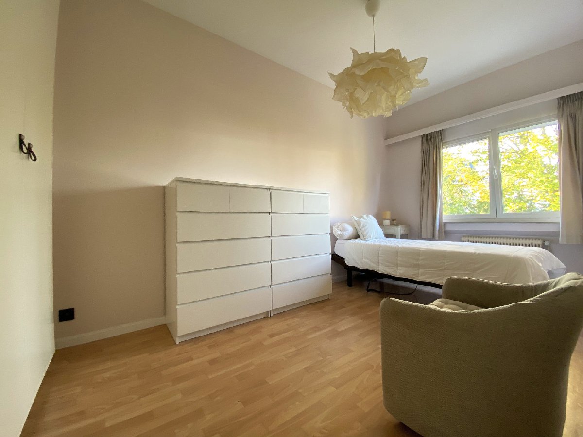 Appartement 2 chambres à louer à Bruxelles, 1.650 €/mois, photo 13 – RED immobilier
